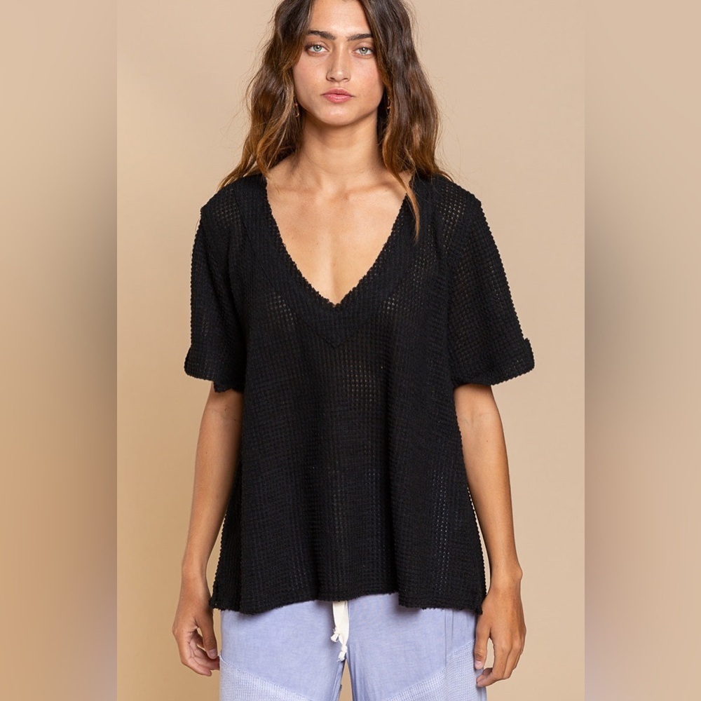 POL Oversized Waffle Weave Black Short Sleeve V-Neck Top Size Small